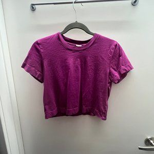 Wilfred from Aritzia Free Weekend T-Shirt in berry
